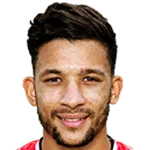Macauley Bonne